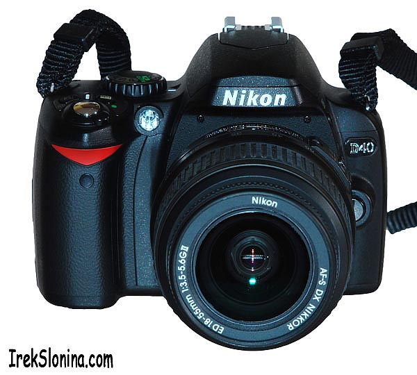 Nikon D40 front
